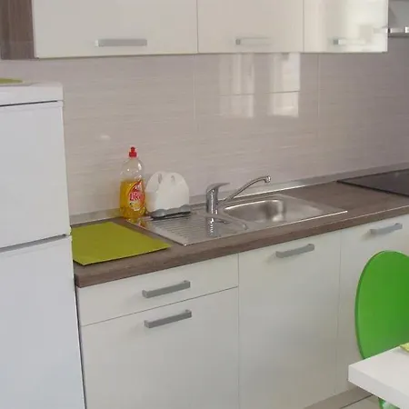Guest house Jele 3*